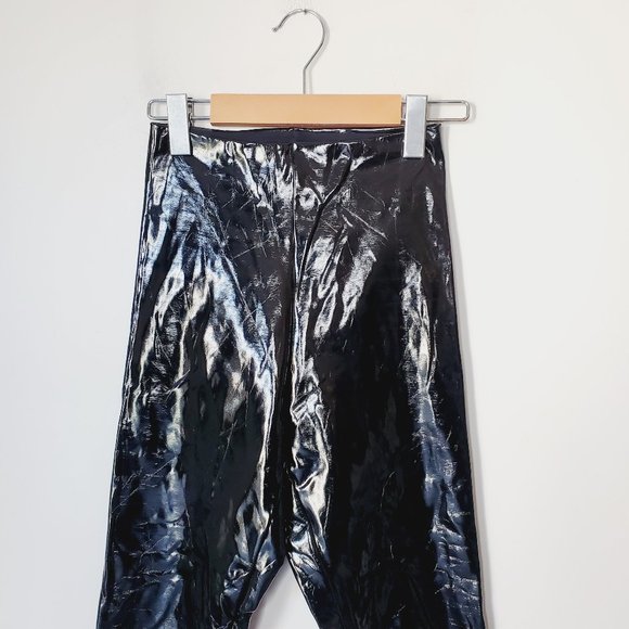 COMMANDO USA High Rise Vinyl Shapewear Pants - Picture 5 of 9